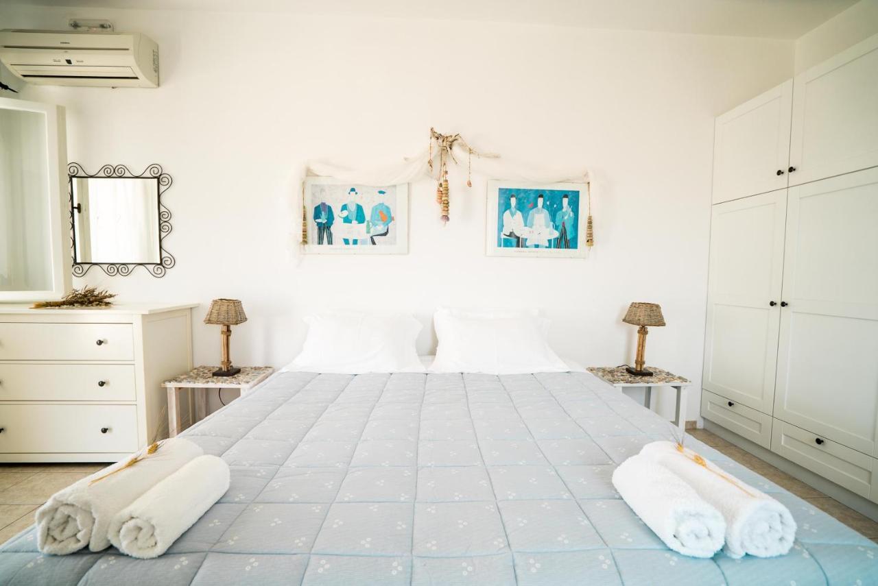 Plori Studios And Apartments เอเกียลิ ภายนอก รูปภาพ